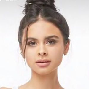 Meet your Posher, Ava